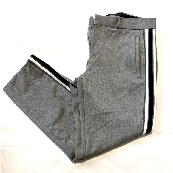 Banana Republic Pants - BANANA REPUBLIC AVERY casual pants size 4